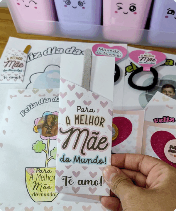"Cartões para Colorir Dia das Mães" "Cartões flor para Colorir Dia das Mães" "Cartão Dia das Mães" "Cartão flor Dia das Mães" "Cartões Dia das Mães" "Cartão para o Dia das Mães" "Cartões para o Dia das Mães" "Modelo de cartão Dia das Mães" "Ideias de cartão Dia das Mães" "Cartão Dia das Mães para imprimir" "Cartão Dia das Mães feito à mão" "Cartão Dia das Mães personalizado" "Lembrancinhas Dia das Mães escola" "Lembrancinhas Dia das Mães educação infantil" "Lembrancinhas Dia das Mães fáceis de fazere" "Lembrancinhas Dia das Mães criativas" "Lembrancinhas Dia das Mães alunos" "Lembrancinhas Dia das Mães baratas" "Lembrancinhas Dia das Mães com material reciclado" "Ideias lembrancinhas Dia das Mães escola" "Lembrancinhas Dia das Mães para imprimir" "Cartões Dia das Mães para imprimir" "Moldes lembrancinhas Dia das Mães para imprimir" "Tags Dia das Mães para imprimir" "Lembrancinhas Dia das Mães educação infantil para imprimir" "Lembrancinhas Dia das Mães fáceis para imprimir"